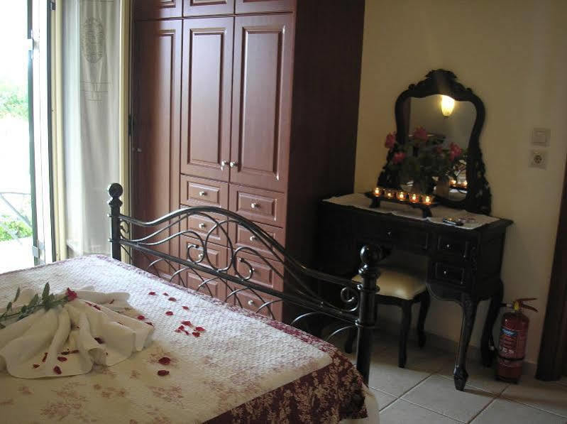 Nostimon Emar Apartment Lourdata  Luaran gambar